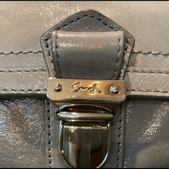 Shimmery Coach Poppy Gray Layla Silver Flap Bag - Picture 9 of 12